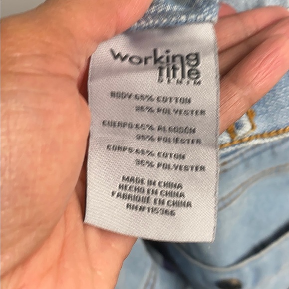 Working Title Denim Distressed Jacket Size Large - Picture 12 of 16